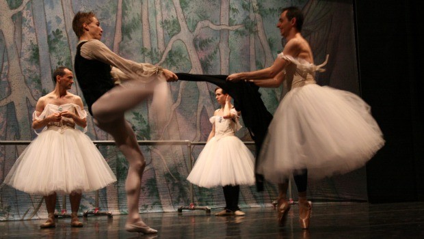 An impromptu tug-of-war reminiscent of the one that breaks the nutcracker toy in 